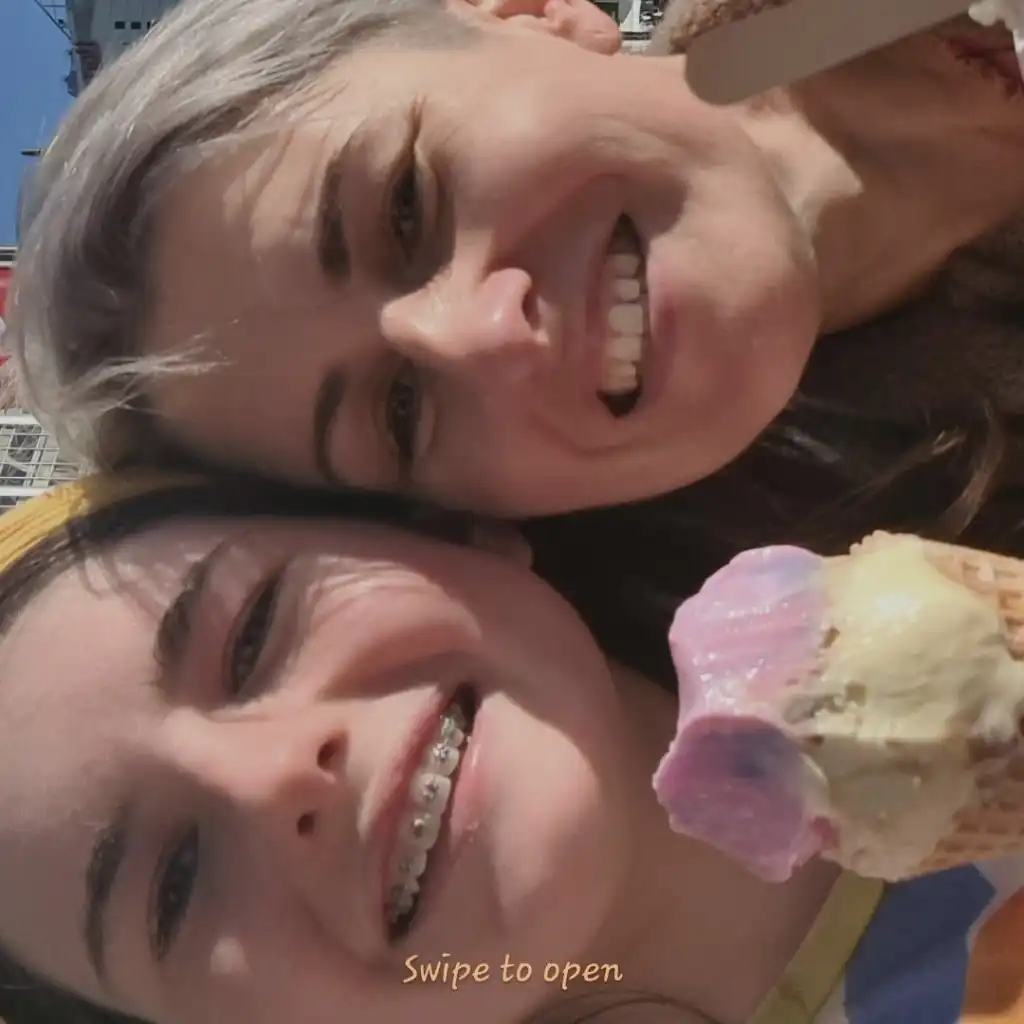 Phoebe and Ally